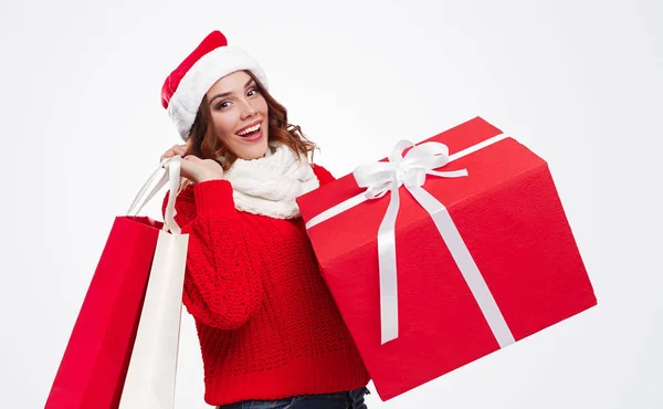 Noel alışverişi sırasında heyecanlı bir bayan — Stok fotoğraf