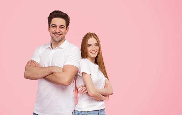 Confident couple looking at camera — Stock Photo, Image