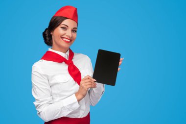 Dost canlısı uçuş reklamı rezervasyon uygulaması