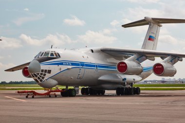 Rus Il-76