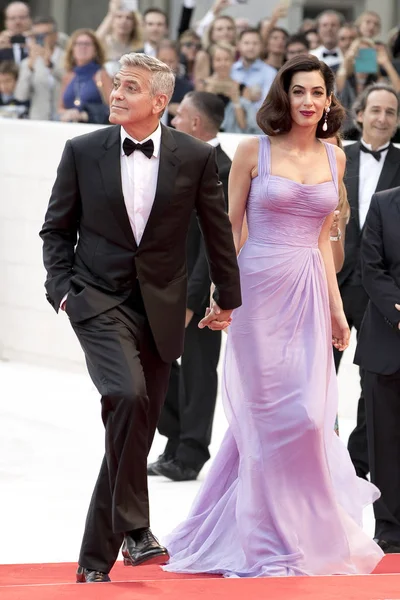 George Clooney y Amal Clooney — Foto de Stock