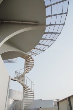 Helikopter pisti çatıda highr merdiven ile dikey fotoğraf 