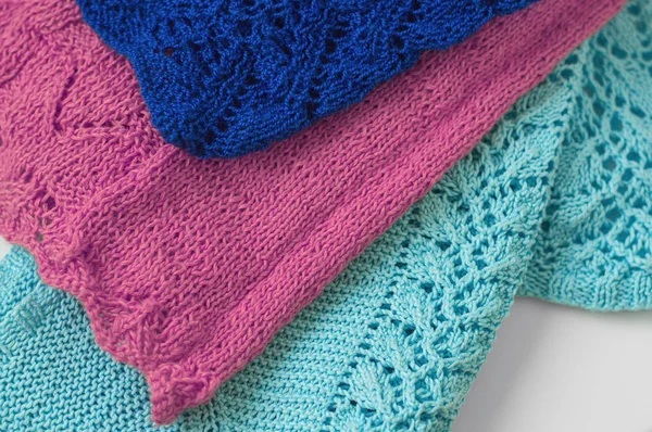 Açık mavi, Eflatun ve koyu mavi renk örme kumaş