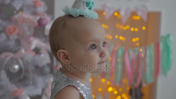 Firar ett barns födelsedagsfest — Stockvideo