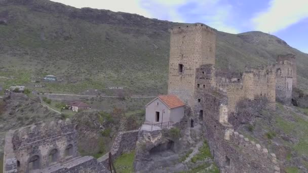 Vista da fortaleza velha da altura do voo de pássaro — Vídeo de Stock