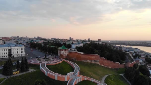 Voo Sobre Nizhny Novgorod Kremlin Pôr Sol Inquérito Aéreo — Vídeo de Stock