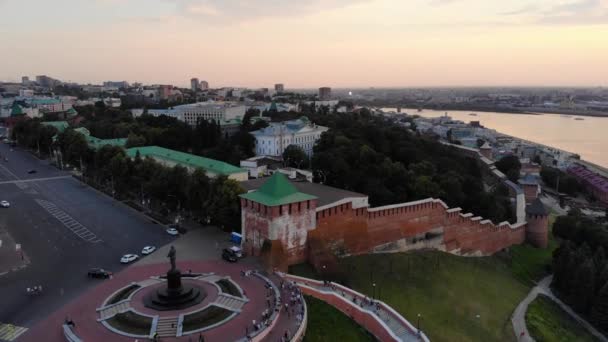 Vuelo Sobre Kremlin Nizhny Novgorod Atardecer Encuesta Aérea — Vídeo de stock