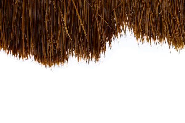 Primo piano del tetto di paglia isolato su sfondo bianco - tetto di palma . — Foto Stock