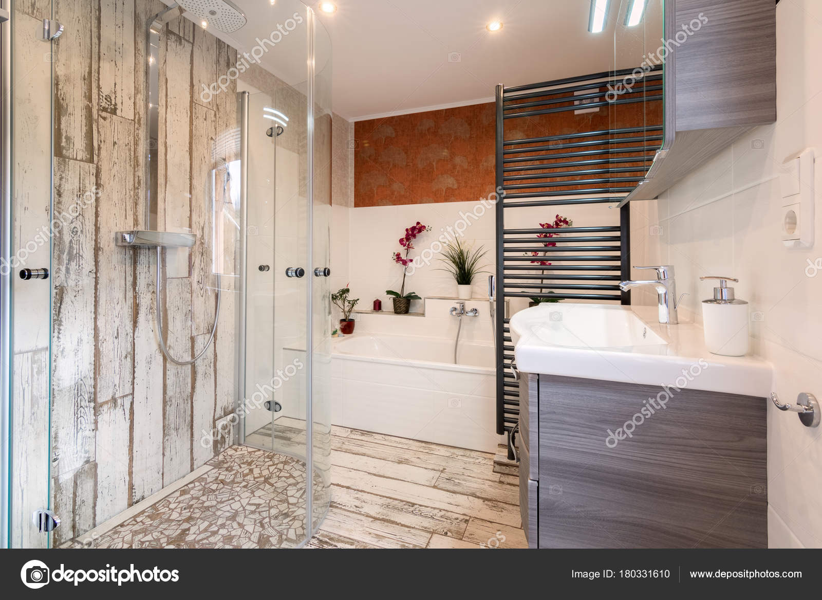 Modernes Bad im Vintage-Stil — Stockfoto © HT-Pix #180331610 Modernes Bad im Vintage-Stil — Stockfoto © HT-Pix #180331610