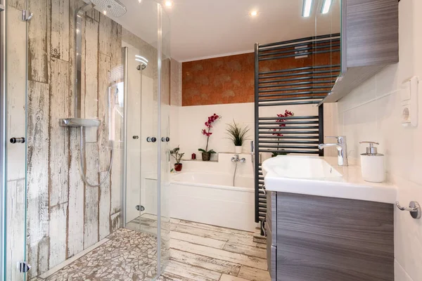 Vintage tarzı modern banyo