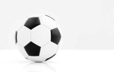 Yansıma ve açık gri renkli ve boşaltmak ile beyaz yüzey üzerinde dikiş ile geleneksel futbol topu