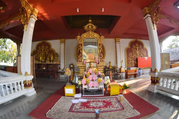 Kijk Wat Khunaram tempel in samui — Stockfoto