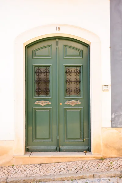 Várias portas em Portugal — Fotografia de Stock