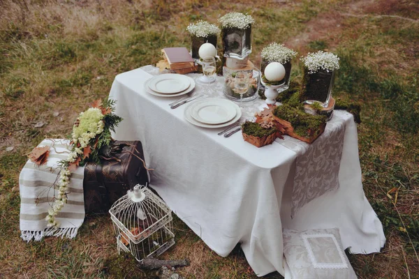 Autumnal floristic decor. rustic wedding table setting — Stock Photo, Image