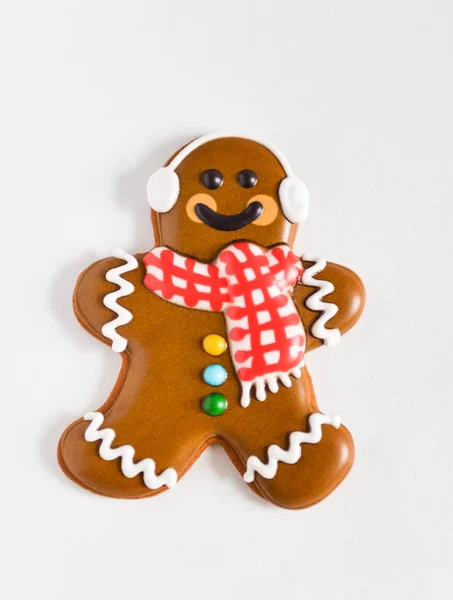クリスマスの手作りジンジャー クッキー、新年の贈り物、分離に — ストック写真