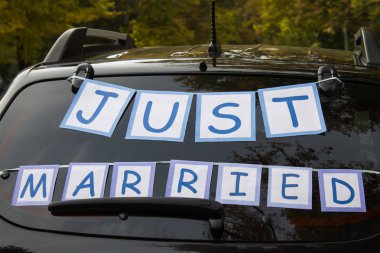 Yeni evli bir yazıt