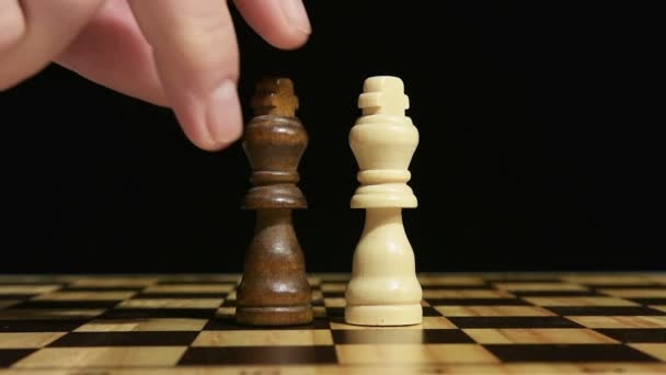 Um jogo de xadrez — Vídeo de Stock