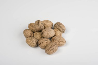 biraz fındık meyve