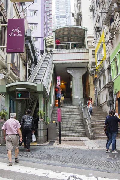 Escaladas centrais de nível médio em Hong Kong — Fotografia de Stock