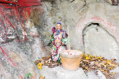 Tai O köydeki küçük bir tapınak