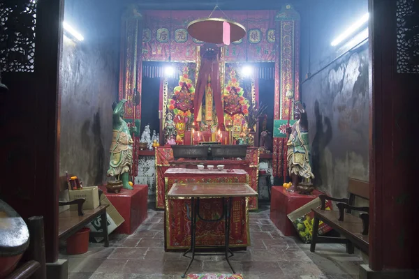 Templo de Kwan Tai en la aldea de Tai O — Foto de Stock