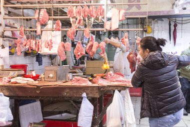 Hong Kong'da bir kasap dükkanı