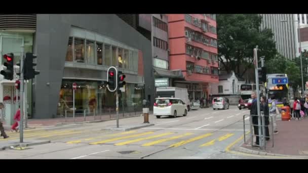 Het verkeer in Hong Kong — Stockvideo