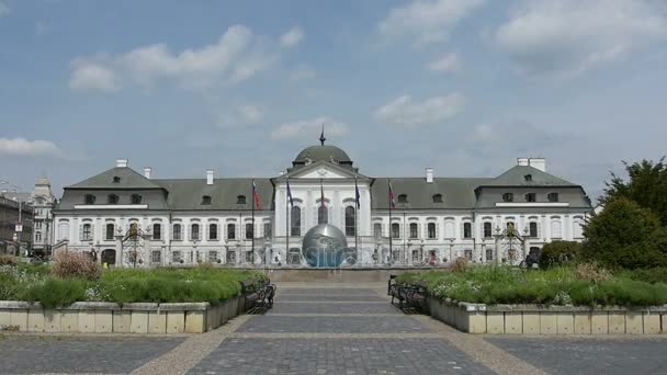 Grassalkovich presidential Palace in Bratislava. — Stockvideo