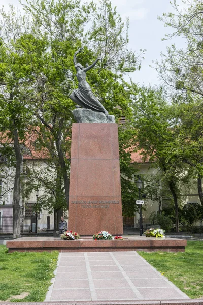 Monumento conmemorativo en Bratislava — Foto de Stock