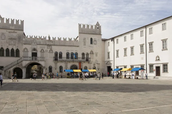  Koper, Slovenya Pretorian Sarayı.