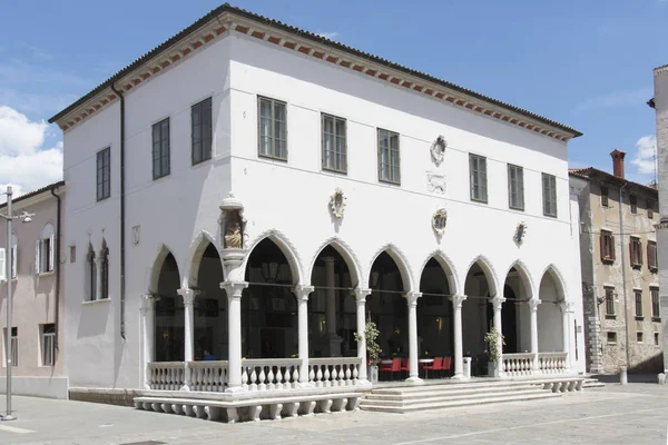 Loggia Palace en Koper, Eslovenia —  Fotos de Stock