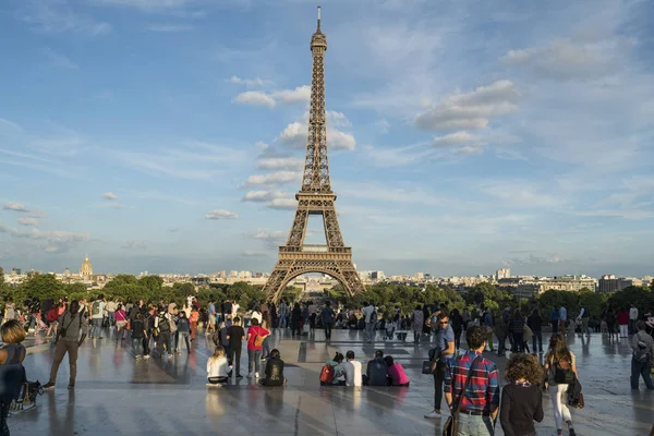 Tour Eiffel a Parigi — Foto Stock