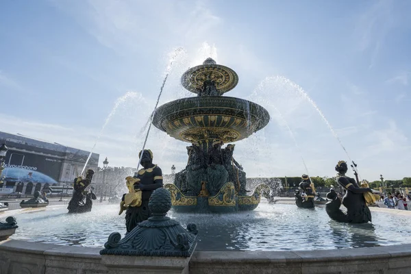 Fontaine des Fleuves en París — Foto de Stock