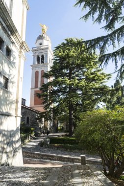 Udine Kalesi