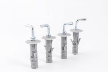 plastik duvar fişleri ile metal klipleri