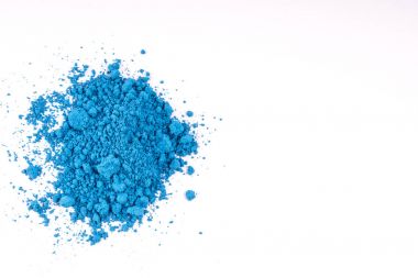 toz şeklinde doğal renkli pigmentler