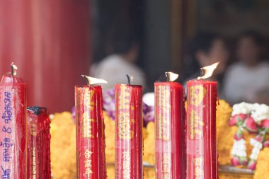 Bangkok, Tayland. Ocak 2018. kubbe mumlar Çin tapınağın mahallesinde