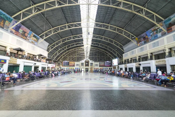 Bangkok Thailandia Gennaio 2018 Sala Attesa Della Stazione Ferroviaria Hualamphong — Foto Stock