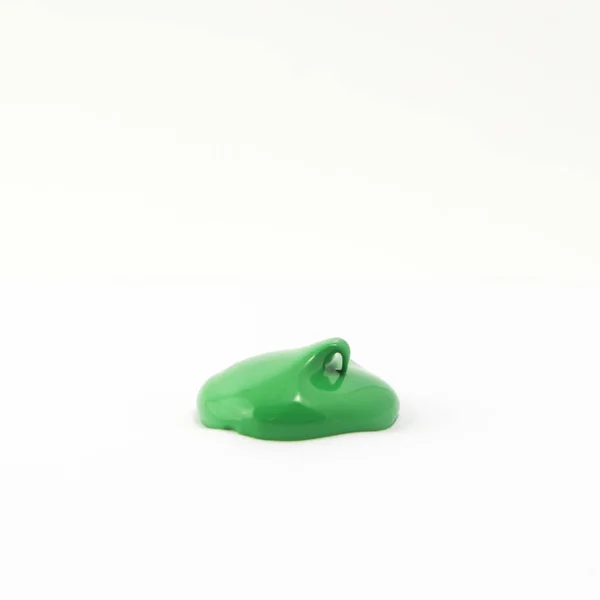 Droppe Akryl Grön Färg Vit Yta — Stockfoto