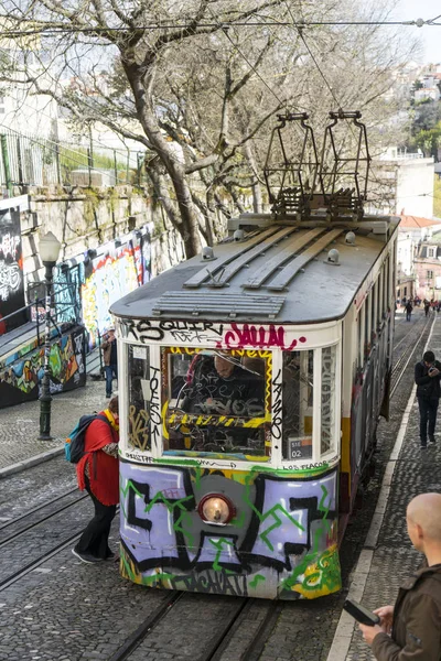 Lisboa Portugal Abril 2018 Funicular Gloria Para Estação Chegada Lisboa — Fotografia de Stock