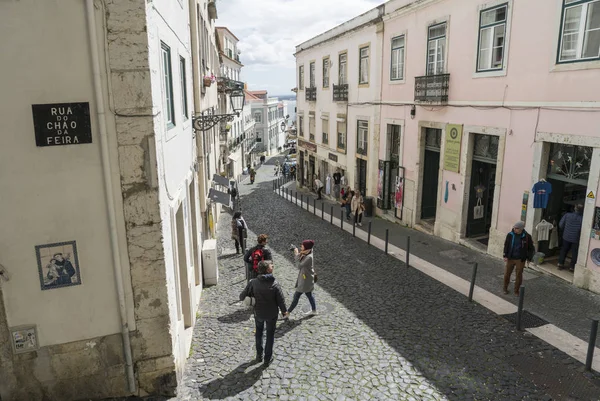 Lisboa Portugal Abril 2018 Vista Una Típica Calle Estrecha Centro — Foto de Stock