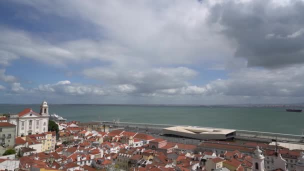 Lisabon Portugalsko Duben 2018 Letecký Pohled Střechy Čtvrti Alfama Lisabonu — Stock video