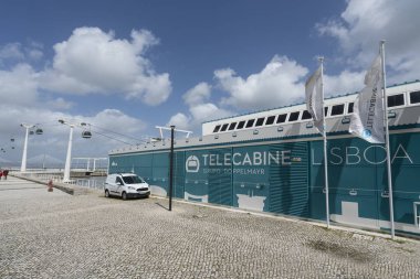 Lizbon, Portekiz. Nisan 2018. Teleferik varış istasyonuna Milletler Park Lizbon, Portekiz