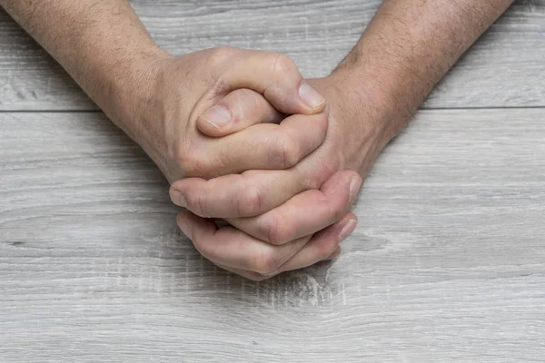 Gesture Man His Fingers Crossed — Stock Photo, Image