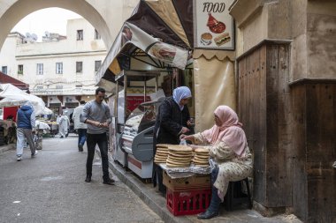 Fes 'te ekmek satıcıları