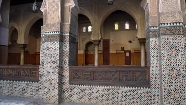 Fez Marruecos Noviembre 2019 Una Vista Attarine Madrasa — Vídeos de Stock