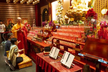 Singapur 'daki Buda Dişi Tarihi Tapınağı