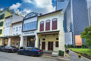 Singapur 'daki dükkanlar.