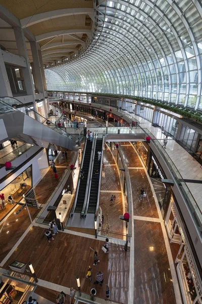 The Shoppes at Marina Bay Sands in Singapore — стокове фото