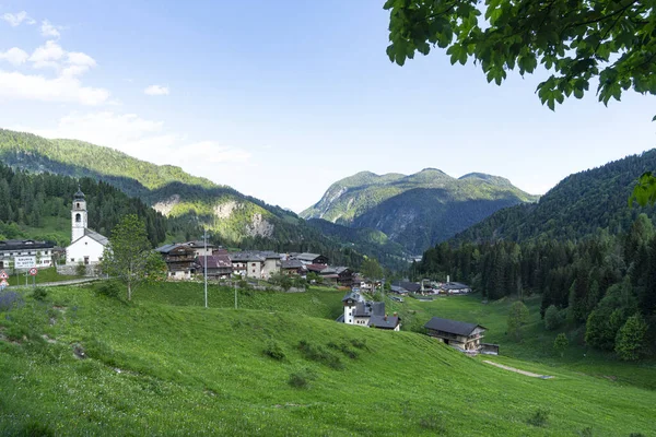 Ein Panoramablick Auf Das Sauris Sotto Tal Italien — Stockfoto